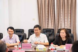 说明: J:\5.买球体育官方网站（2022年11月始）\照片\【20230322】新西兰怀卡托大学一行调研学院\OK\_DSC6403-opq389107380.jpg